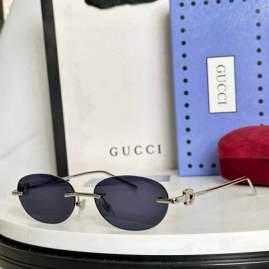 Picture of Gucci Sunglasses _SKUfw79477559fw